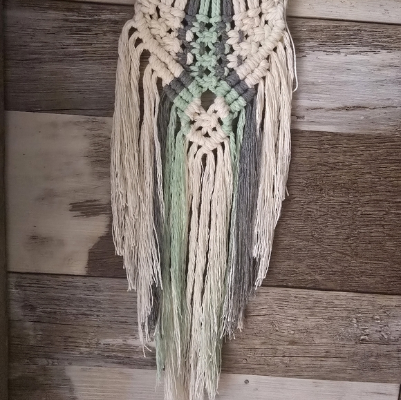 Handmade Macrame Boho Horseshoe Dreamcatcher - Picture 2 of 4